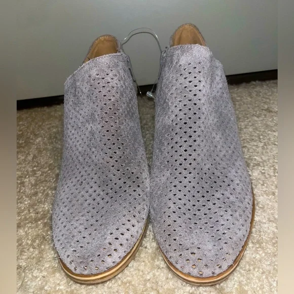 LUCKY BRAND Baylah Ankle Bootie - Picture 4 of 6